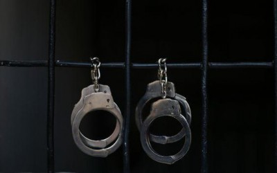 Egypt frees Briton arrested over police-like clothes