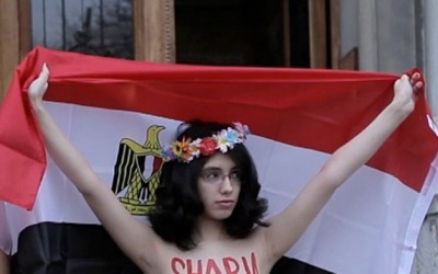 Egypt’s ‘nude poser’ ridicules the Muslim call to prayer