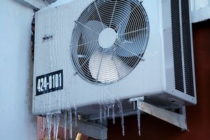 Egypt battles energy crunch with ban on too-cold air conditioners