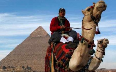 Egypt’s tourism revenue drops by 43 pct in Q1 – official