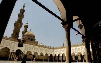 Endowments ministry closely monitors Friday sermons