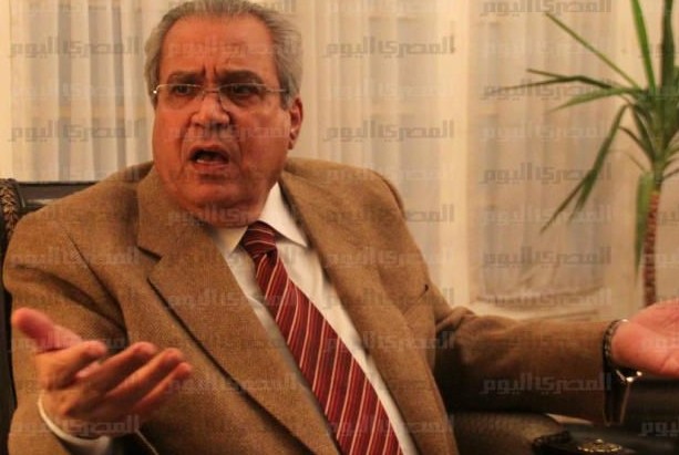 Gaber Asfour: Whoever says the veil is obligatory does not understand Islam