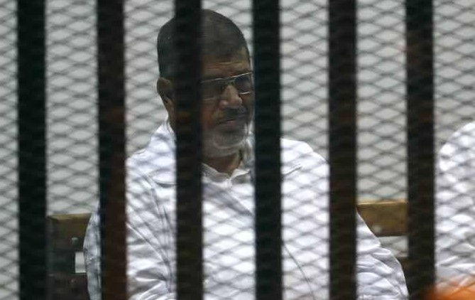 Mursi, 24 others to face court in May for insulting judiciary