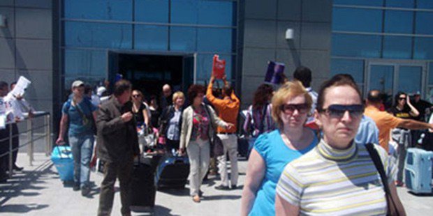 Egypt retracts decision to ban visas upon arrival